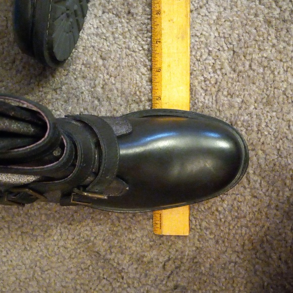 Likenew buckle Irregular Choice boots, size 36, size 5.5 -ish US - Picture 11 of 11